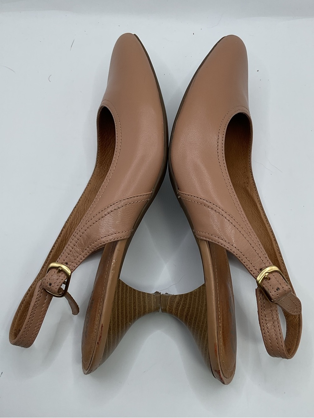 Clarks Slingback Pointed-Toe kitten Heel Pumps - Picture 6 of 16